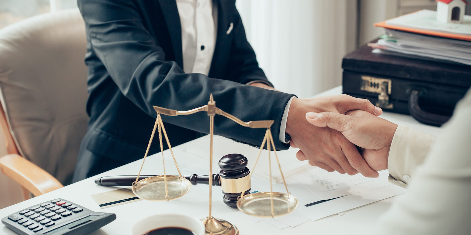 Contrat d’apport d’affaires signature accord commission apporteur